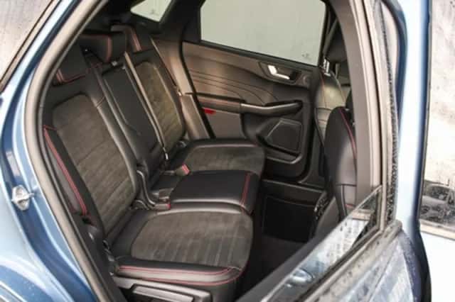 Ford Kuga (2023) thumbnail 13