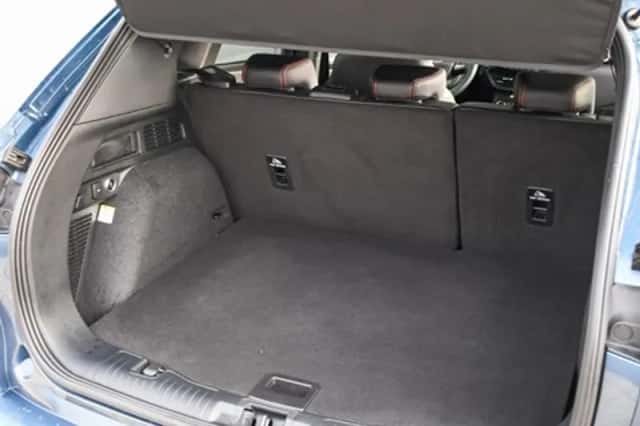 Ford Kuga (2023) thumbnail 15
