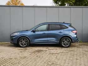 Ford Kuga (2023) thumbnail 3
