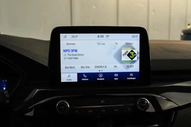 Ford Kuga (2023) thumbnail 24