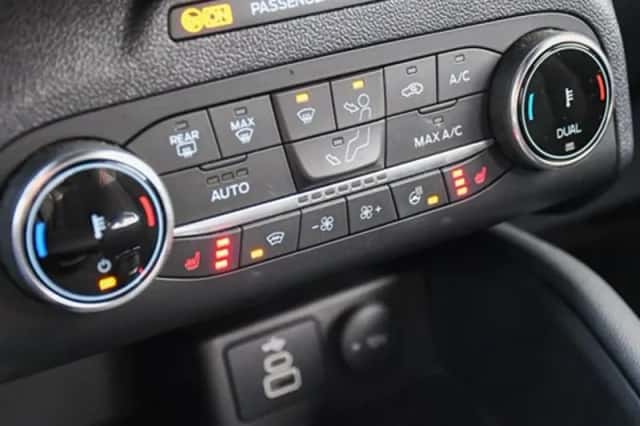 Ford Kuga (2023) thumbnail 31