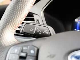 Ford Kuga (2023) thumbnail 37