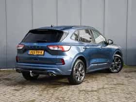 Ford Kuga (2023) thumbnail 5