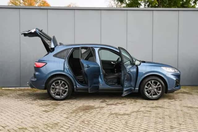 Ford Kuga (2023) thumbnail 42