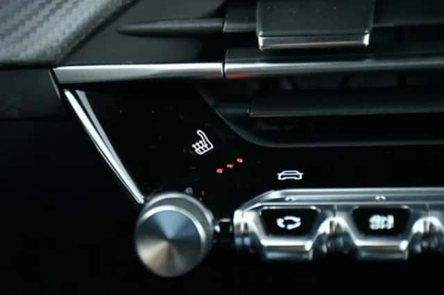 Peugeot e-2008 (2025) thumbnail 24