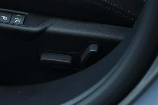 Peugeot e-2008 (2025) thumbnail 34