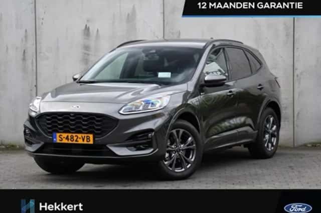 Ford Kuga (2023) thumbnail 1
