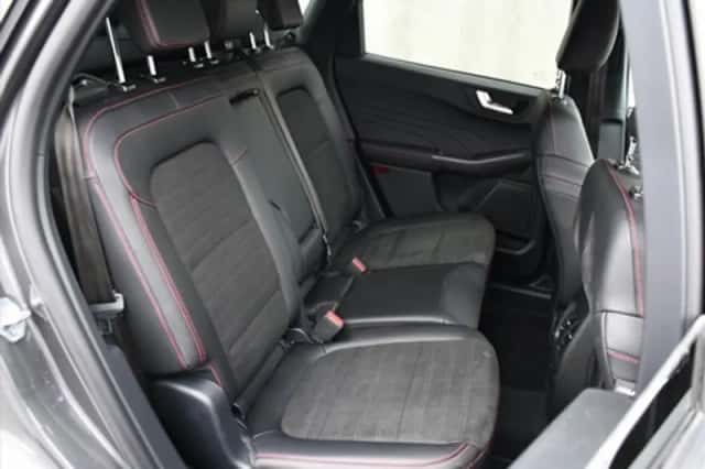 Ford Kuga (2023) thumbnail 12