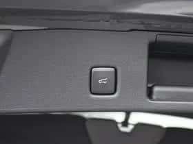 Ford Kuga (2023) thumbnail 15