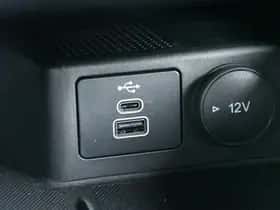 Ford Kuga (2023) thumbnail 29