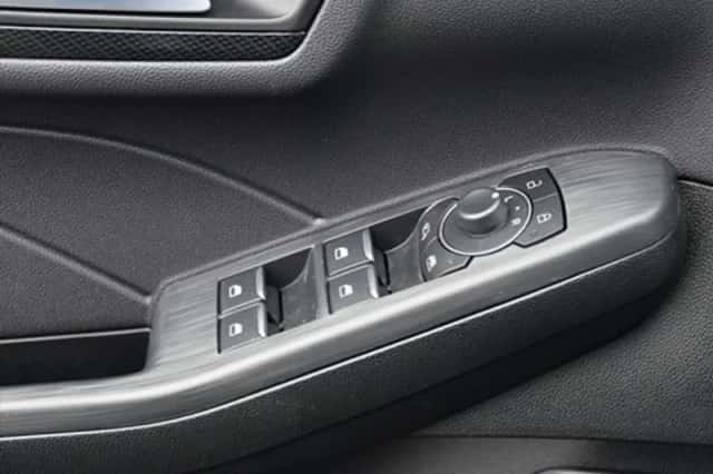 Ford Kuga (2023) thumbnail 36
