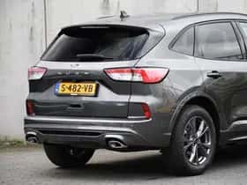 Ford Kuga (2023) thumbnail 5