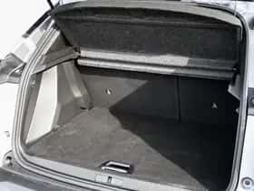 Peugeot 2008 (2024) thumbnail 13