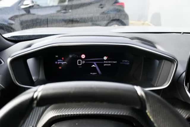 Peugeot 2008 (2024) thumbnail 16
