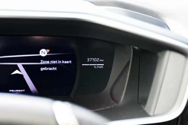 Peugeot 2008 (2024) thumbnail 17