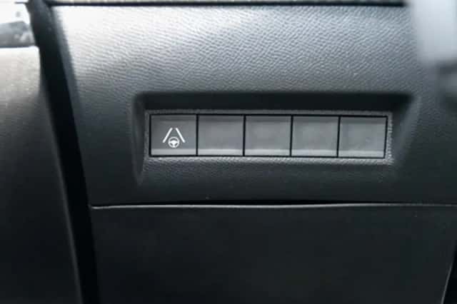 Peugeot 2008 (2024) thumbnail 31
