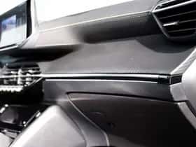 Peugeot 2008 (2024) thumbnail 10