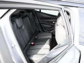 Peugeot 2008 (2024) thumbnail 12