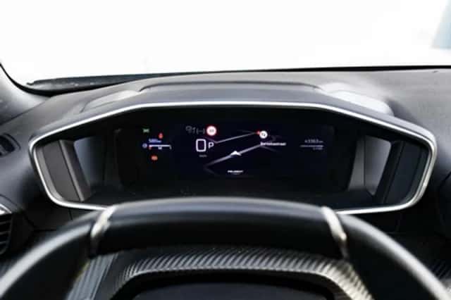 Peugeot 2008 (2024) thumbnail 16