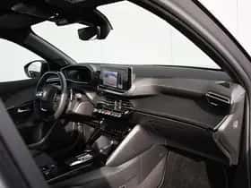 Peugeot 2008 (2024) thumbnail 9