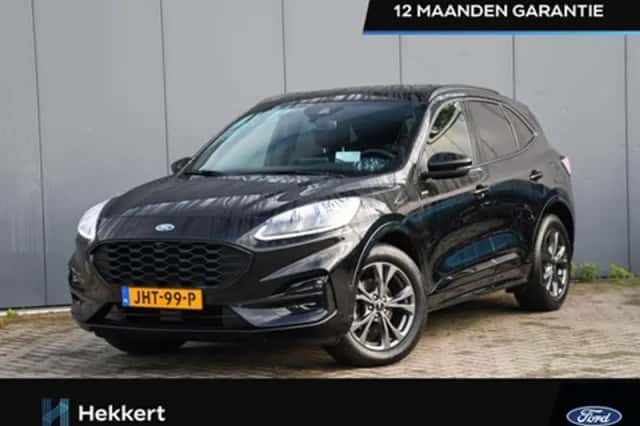 Ford Kuga (2023) thumbnail 1