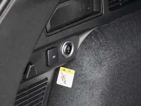 Ford Kuga (2023) thumbnail 16
