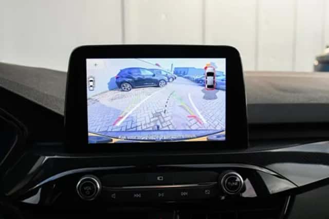 Ford Kuga (2023) thumbnail 27