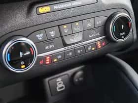 Ford Kuga (2023) thumbnail 31