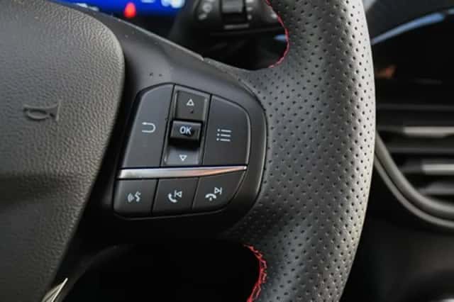 Ford Kuga (2023) thumbnail 35