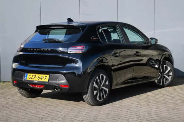 Peugeot 208 (2025) thumbnail 4