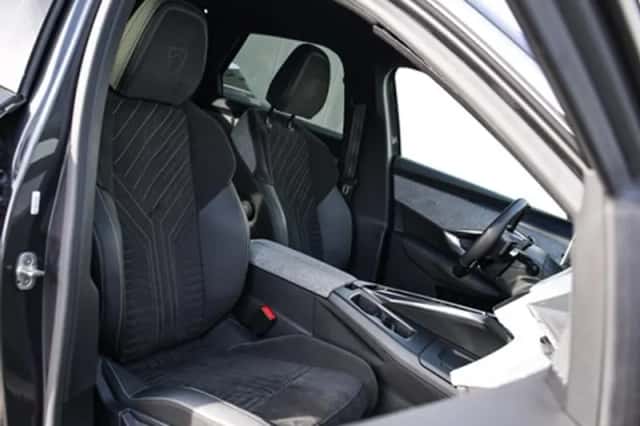 Peugeot 3008 (2024) thumbnail 11