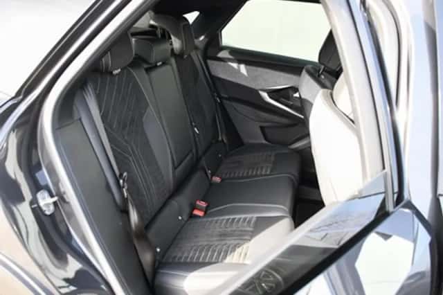 Peugeot 3008 (2024) thumbnail 12