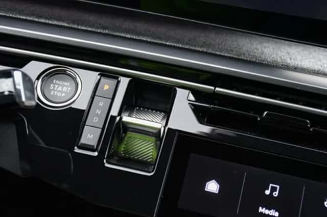 Peugeot 3008 (2024) thumbnail 27