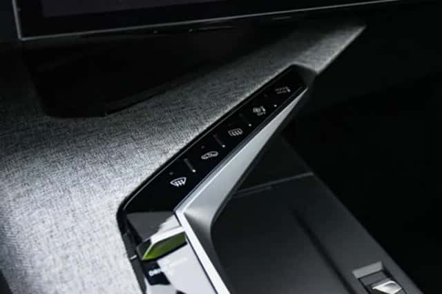 Peugeot 3008 (2024) thumbnail 28