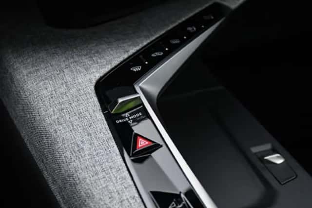 Peugeot 3008 (2024) thumbnail 29
