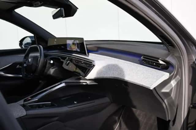 Peugeot 3008 (2024) thumbnail 10