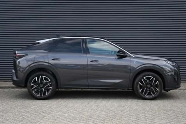 Peugeot 3008 (2025) thumbnail 4