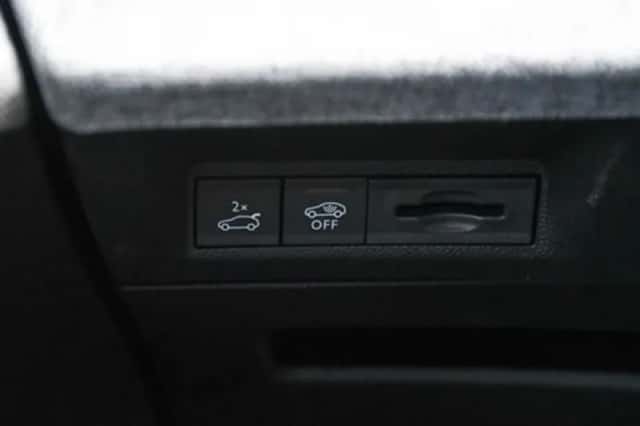 Peugeot 3008 (2025) thumbnail 32