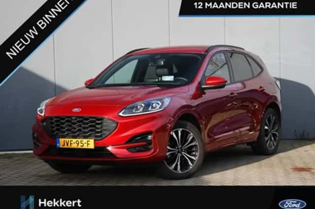 Ford Kuga (2022) thumbnail 1