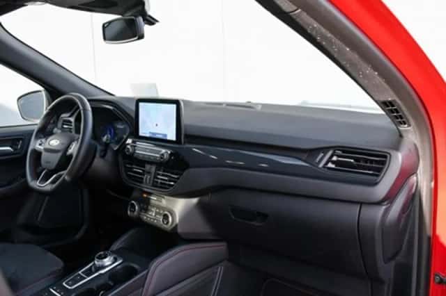 Ford Kuga (2022) thumbnail 11