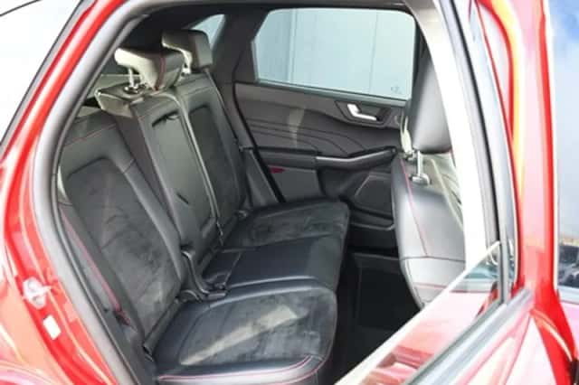 Ford Kuga (2022) thumbnail 14