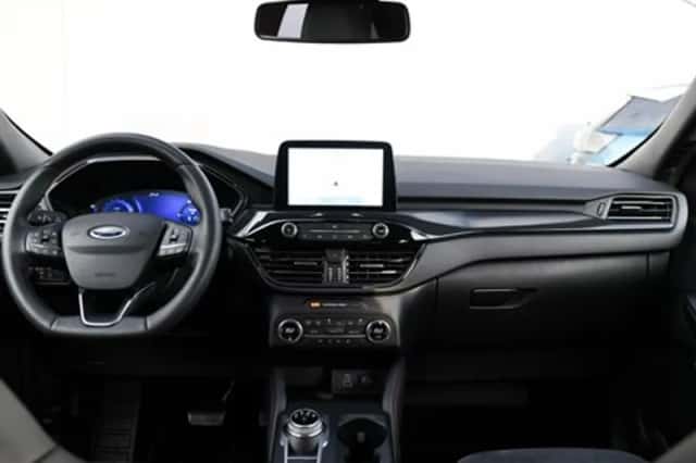 Ford Kuga (2022) thumbnail 19
