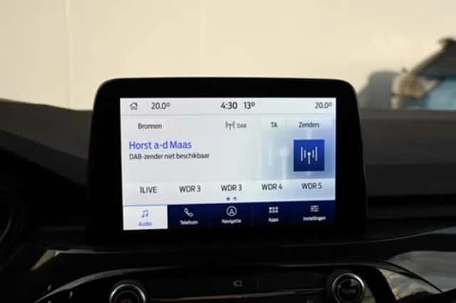 Ford Kuga (2022) thumbnail 23