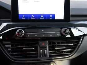 Ford Kuga (2022) thumbnail 28