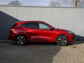 Ford Kuga (2022) thumbnail 4