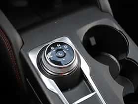Ford Kuga (2022) thumbnail 32