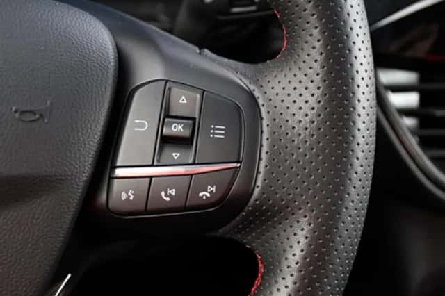 Ford Kuga (2022) thumbnail 34