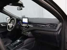 Ford Kuga (2022) thumbnail 11