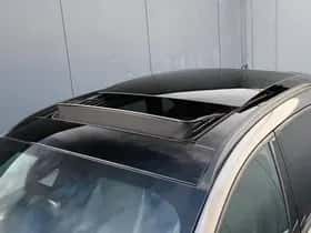 Ford Kuga (2022) thumbnail 3