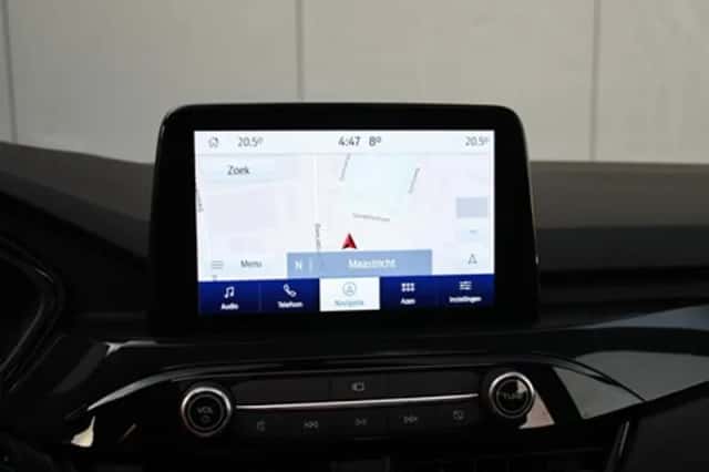 Ford Kuga (2022) thumbnail 25